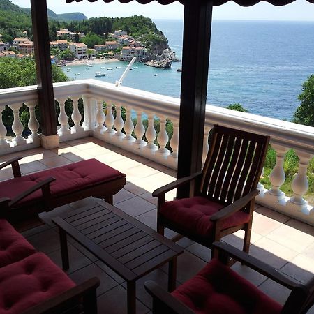 Villa Sara Guesthouse Ilha Ilha Sveti Stefan Exterior foto