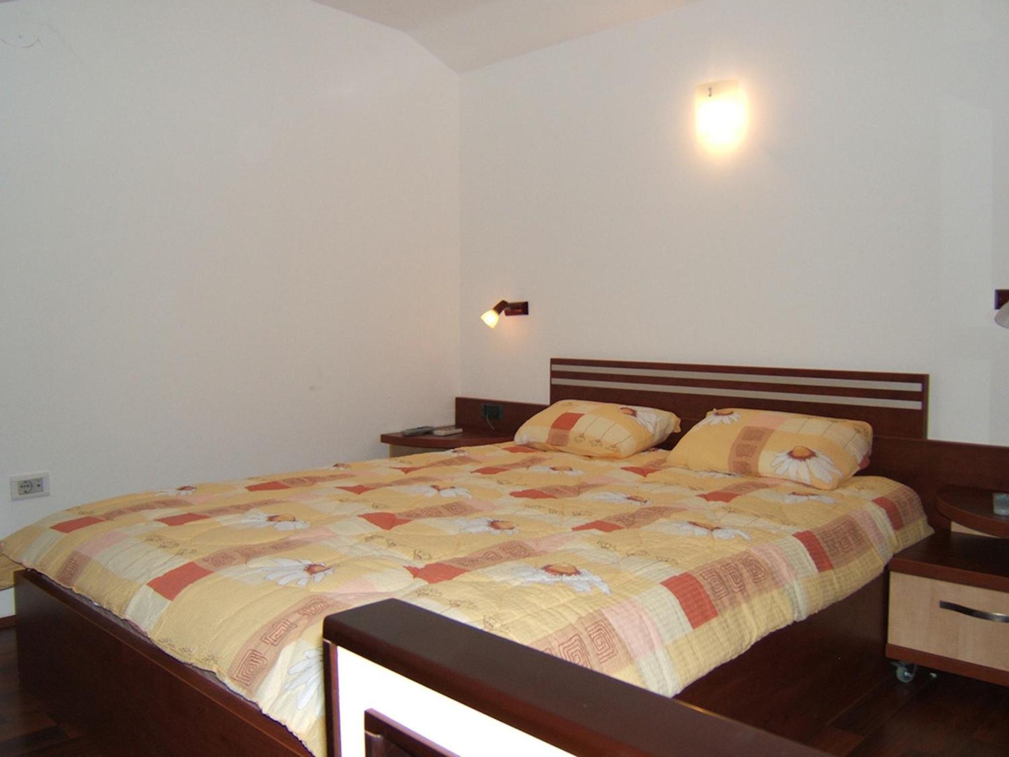 Villa Sara Guesthouse Ilha Ilha Sveti Stefan Quarto foto